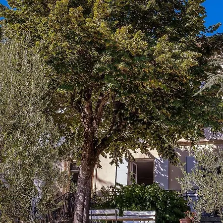 En Provence- Saint Marc Pensión 4*