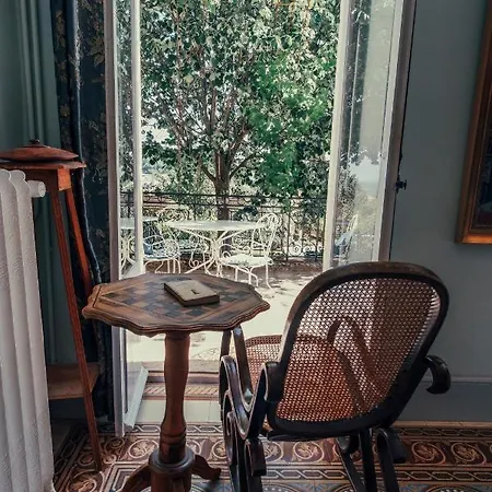En Provence- Saint Marc Pensión 4*