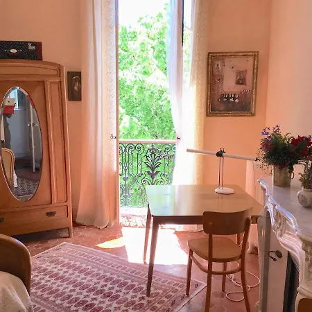 En Provence- Saint Marc Guest house Forcalquier