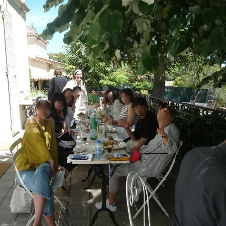 En Provence- Saint Marc Πανσιόν