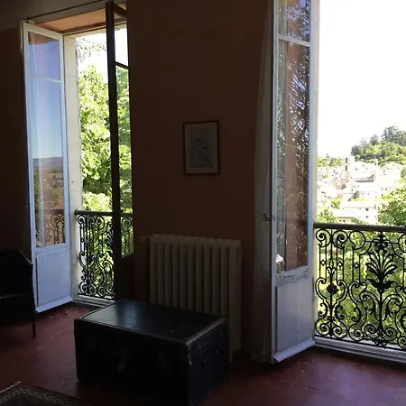 En Provence- Saint Marc Πανσιόν 4*