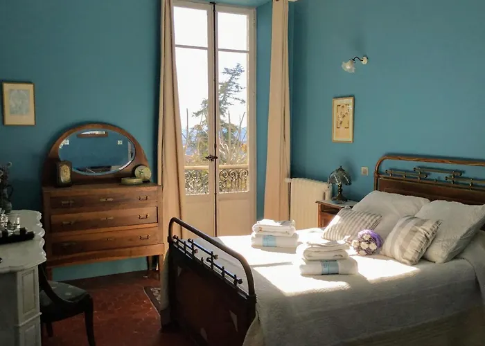 En Provence- Saint Marc Guest house Forcalquier