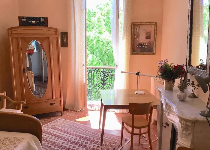 En Provence- Saint Marc Guest house Forcalquier