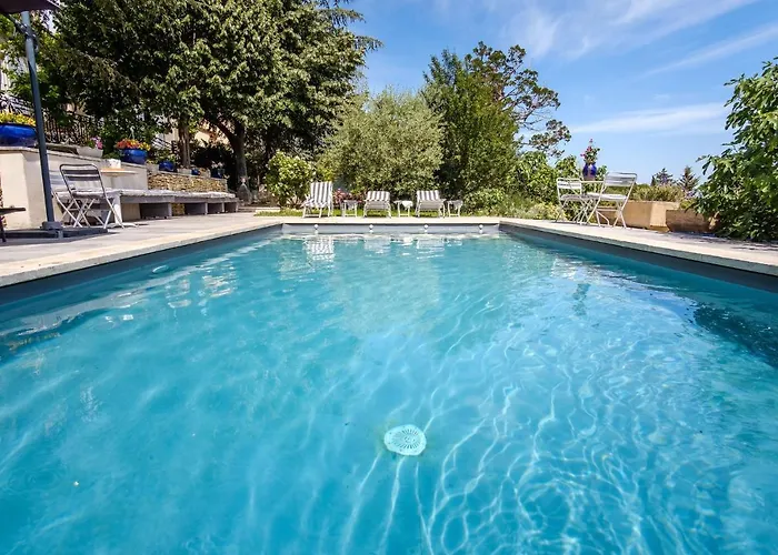 En Provence- Saint Marc Guest house