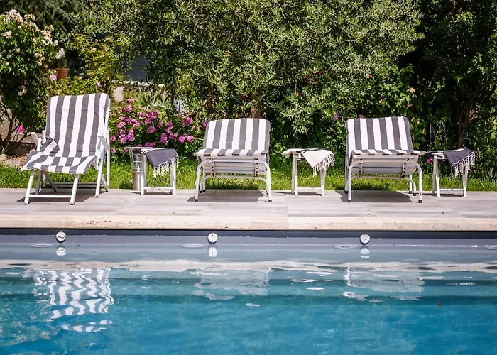 En Provence- Saint Marc 4*