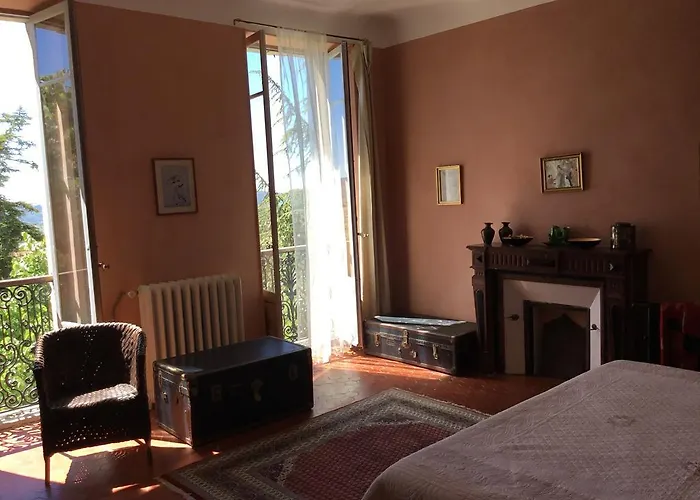 En Provence- Saint Marc Guest house